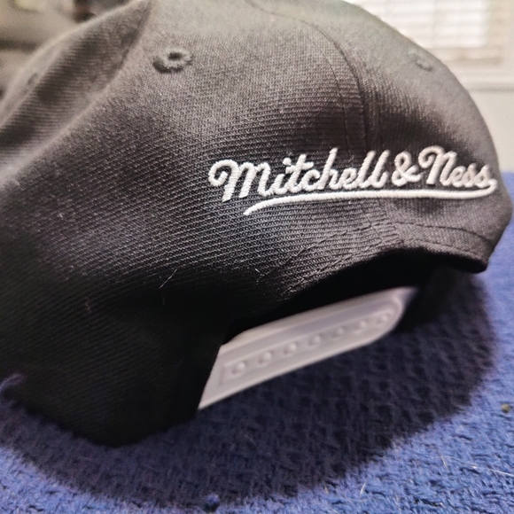 Toronto Raptors Snapback - Picture 2 of 3